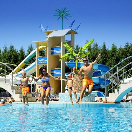 Honey Paradise Glamping Resort Dobova Екстер'єр фото