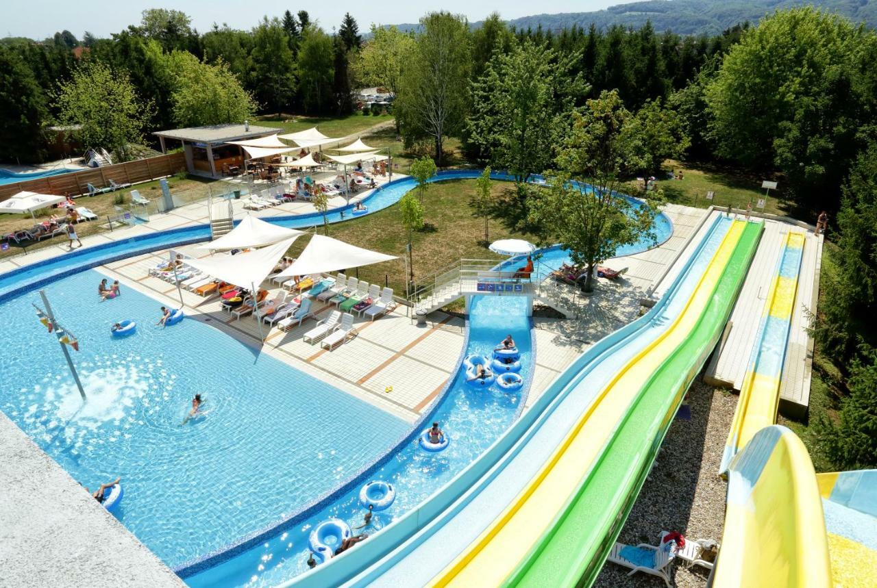 Honey Paradise Glamping Resort Dobova Екстер'єр фото